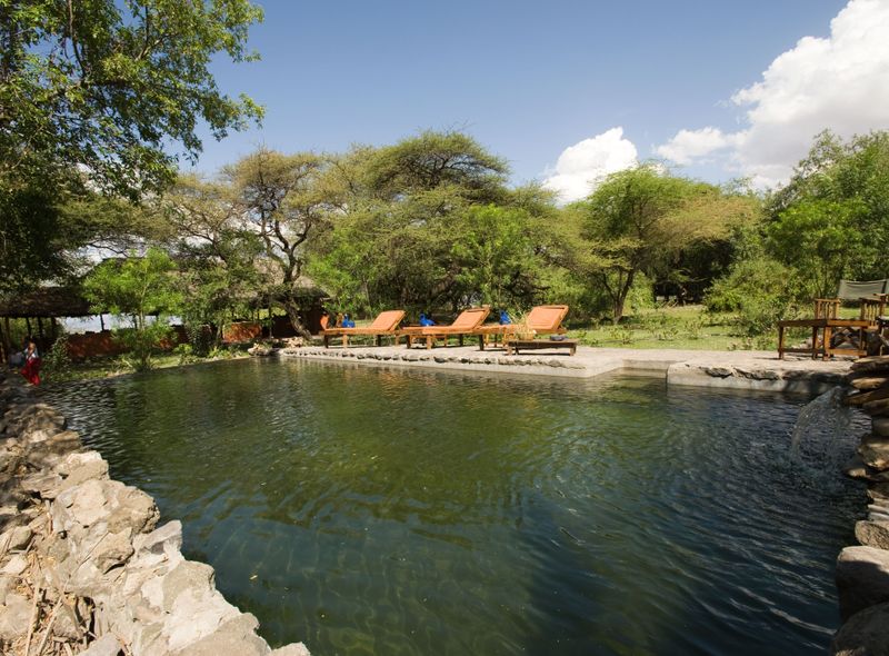 tanzania safari afrika lake natron lodge luxe