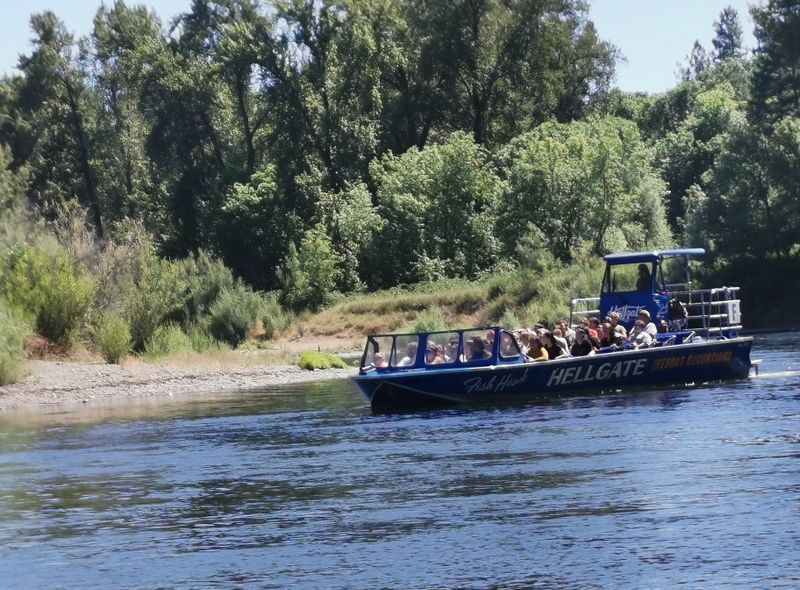 Met de jetboat naar Hellgate Canyon in Grants Pass
