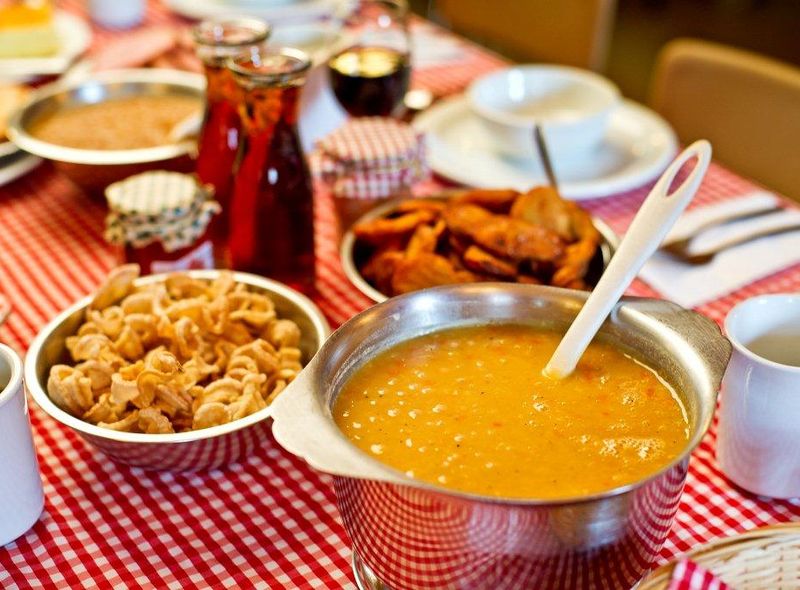Lunch in een &#039;Cabane à Sucre&#039;