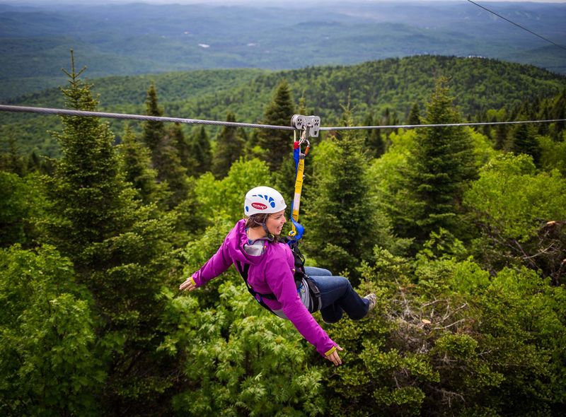 Ziplining Ziptrek Mont Tremblant