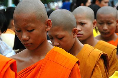 Duurzaam reizen: respecteer monniken in Thailand -Martin Marcel