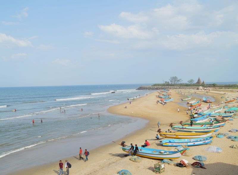 Zuid-India groepsreis Mamallapuram surfen