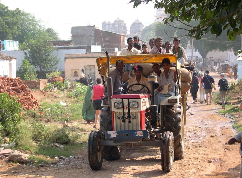 Groepsreis India noorden platteland met de tractor