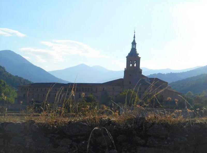 Groepsreis Spanje Van Life Monasterio San Millan de la Cogolla