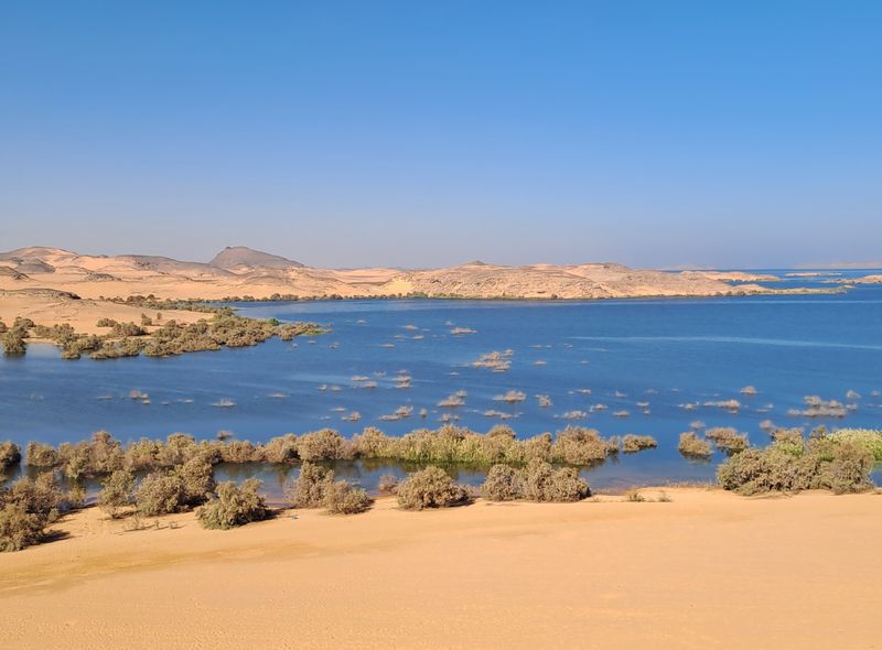 Groepsreis Egypte Lake Nasser uitzicht