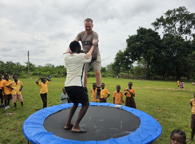 Groepsreis Ghana EMO Foundation school
