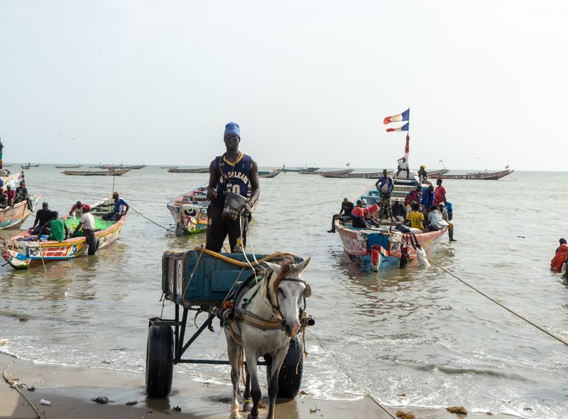 Groepsreis Senegal visser met fuiken