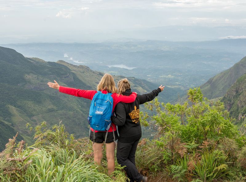 Groepsreis Sri Lanka jongerenreis Horton Plains World&#039;s End wandeling bij Nuwara Eliya