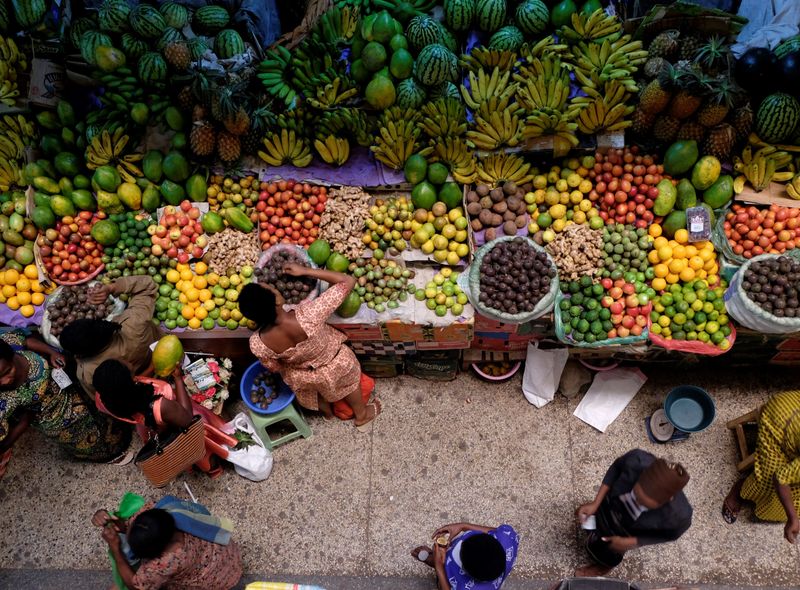 Oeganda en Rwanda groepsreis lokale markt