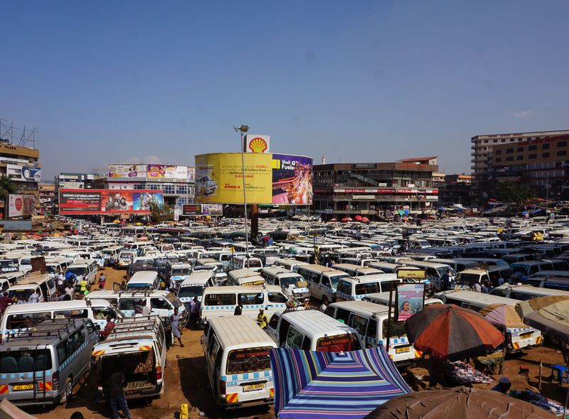 Oeganda en Rwanda lokaal vervoer