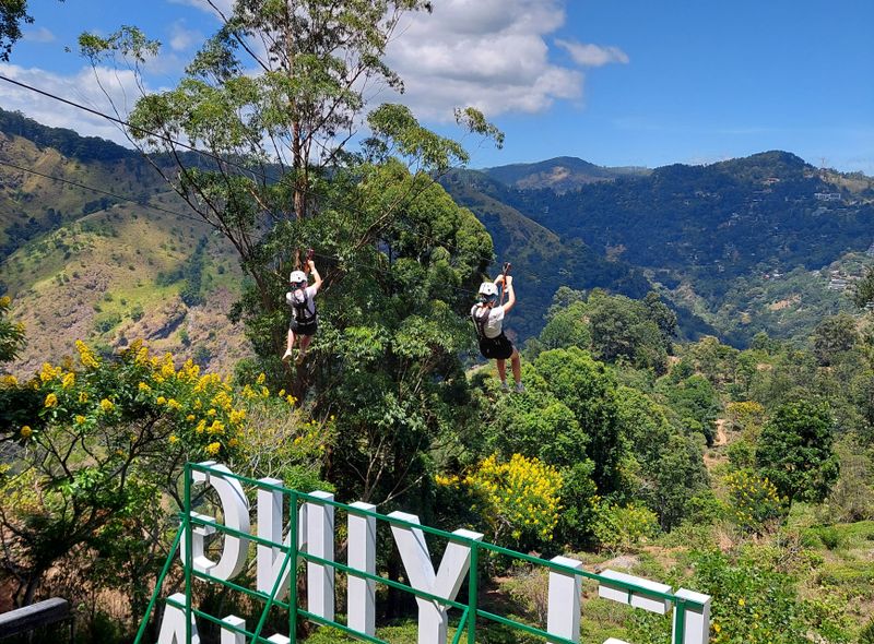 Sri Lanka groepsreis - zipline Ella