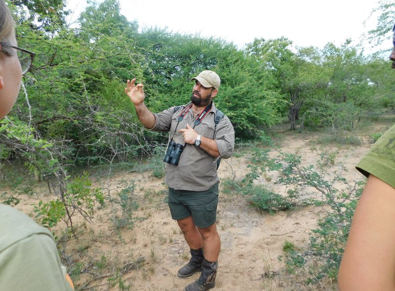 Groepsreis Comfort Zuid-Afrika lokale gids en ranger Sunway Safari&#039;s