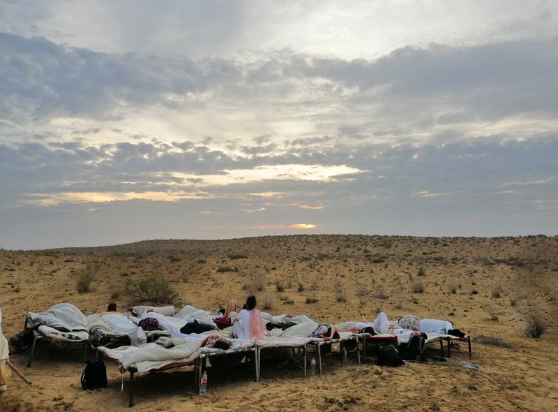 Groepsreis jongerenreis India slapen in open lucht