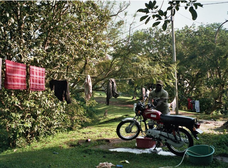 Groepsreis Kenia Oeganda en Tanzania jongerenreis straatbeeld Kibale