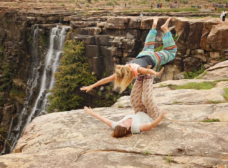 Groepsreis jongerenreis India waterval van Bundi