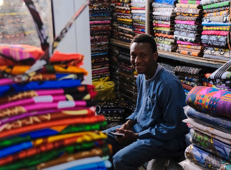 Groepsreis Senegal kledijfabriek in Dakar
