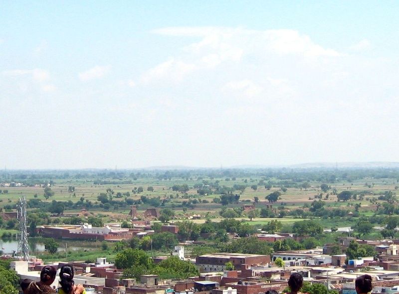 Groepsreis India Agra kleurrijke sari's