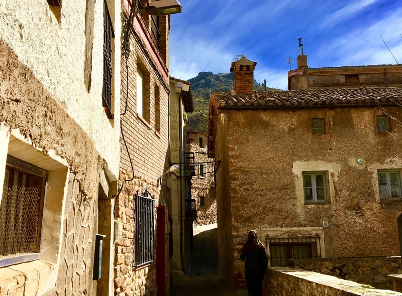 Groepsreis Spanje Van Life bergdorp La Rioja Cameros