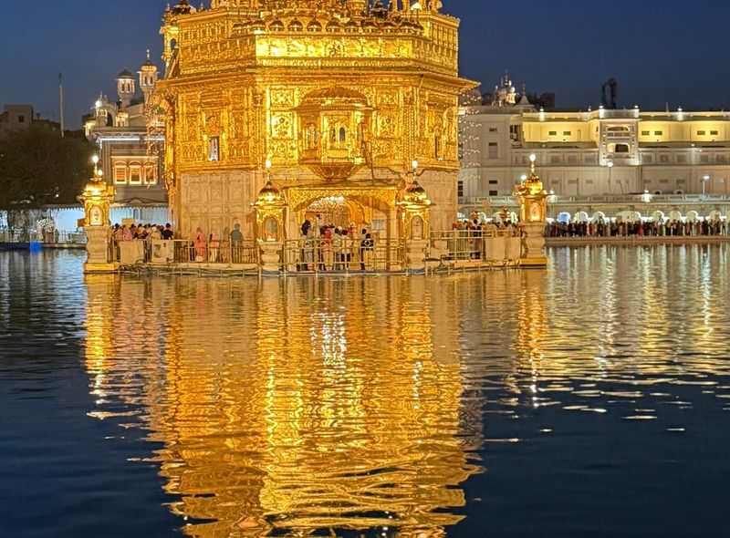 Groepsreis India Gouden Tempel by night
