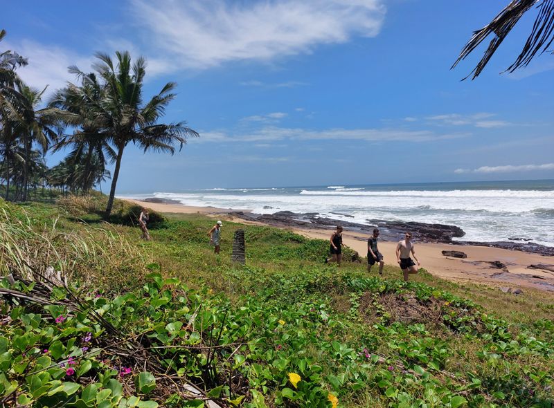 Groepsreis Ghana Elmina strand