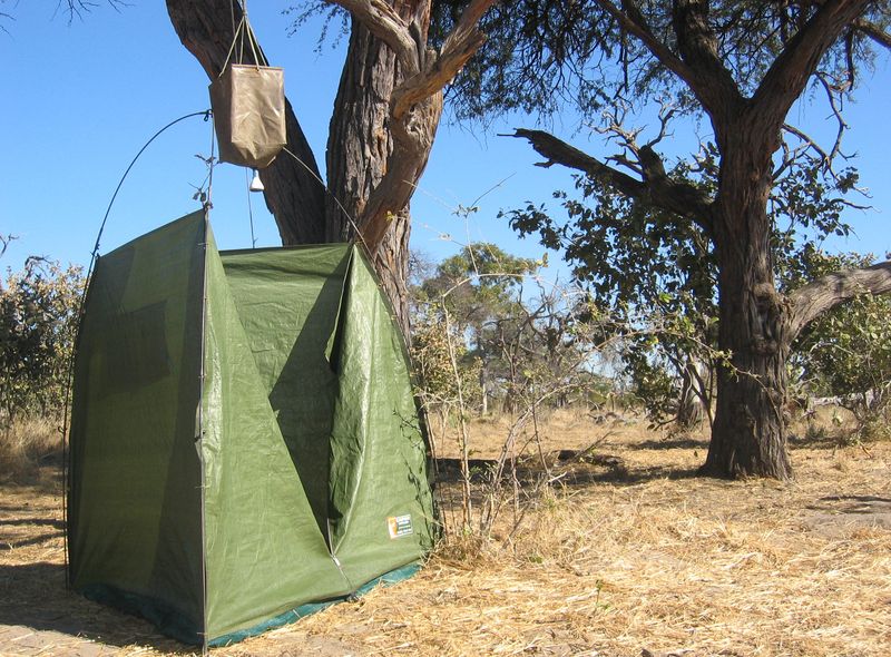 Groepsreis Botswana camping shower wildkamperen