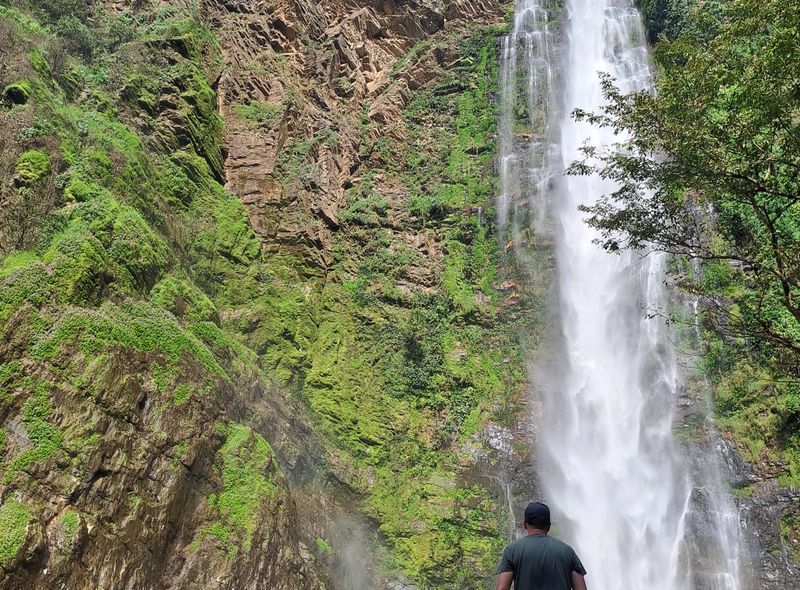 Groepsreis Ghana Wli watervallen