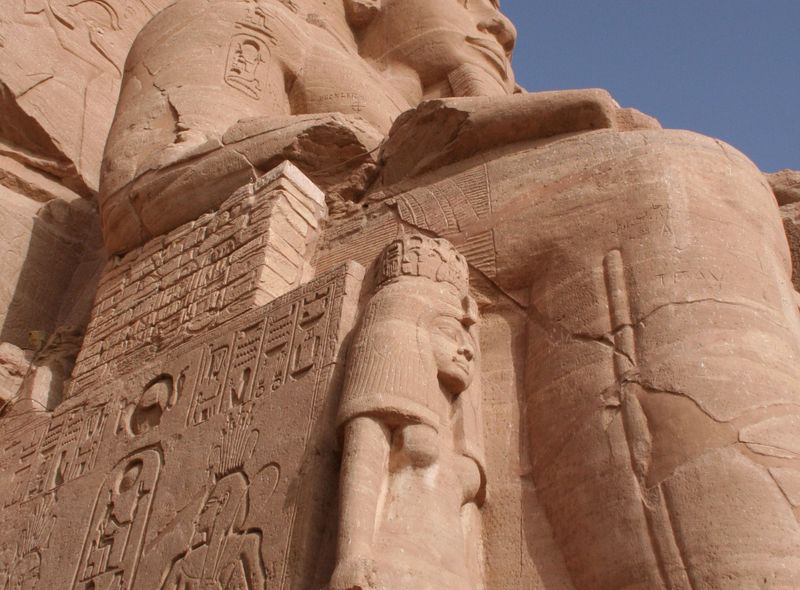 Groepsreis Egypte standbeeld van Abu Simbel