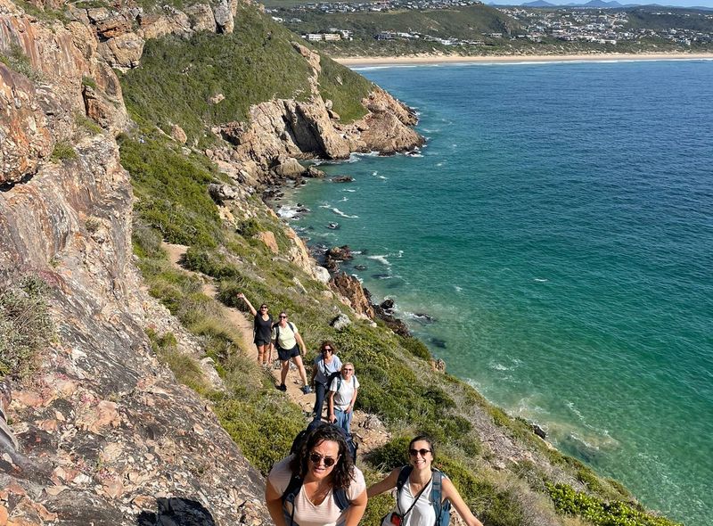 Groepsreis Zuid-Afrika jongerenreis wandelen in Robberg Reserve