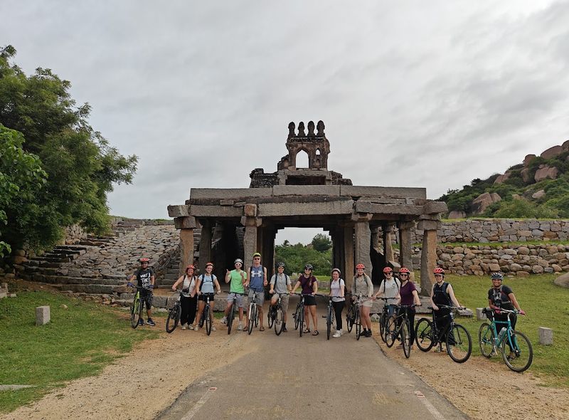 Zuid-India groepsreis fietstocht Hampi