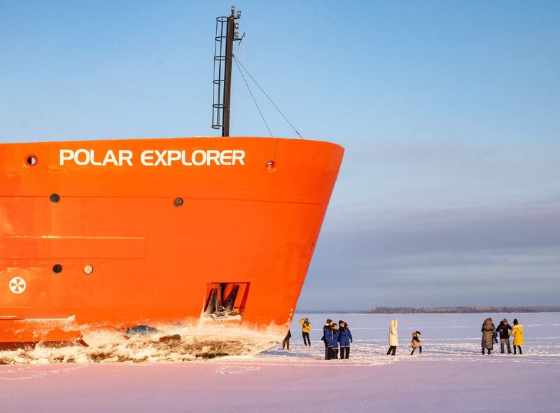 Ice Breaker Cruise optioneel
