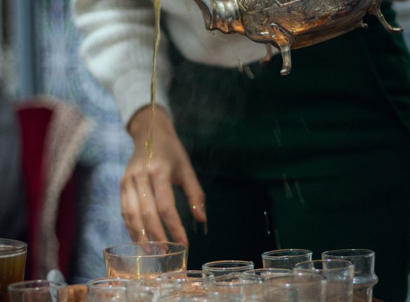 Groepsreis Marokko Marrakech thee drinken