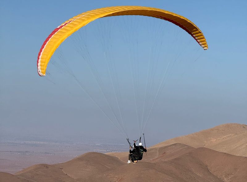 Groepsreis Marokko Citytrip paragliden