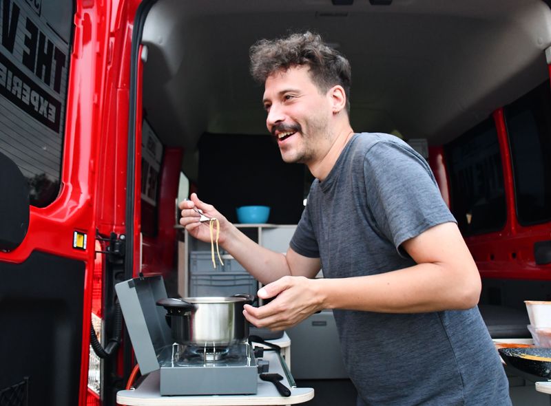 Groepsreis Spanje kampeerbusje kampeerkoken Van Experience