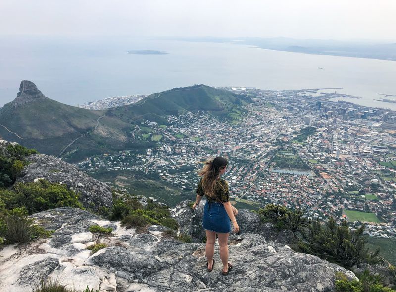 Groepsreis Zuid-Afrika jongerenreis uitzicht vanaf Tafelberg in Kaapstad