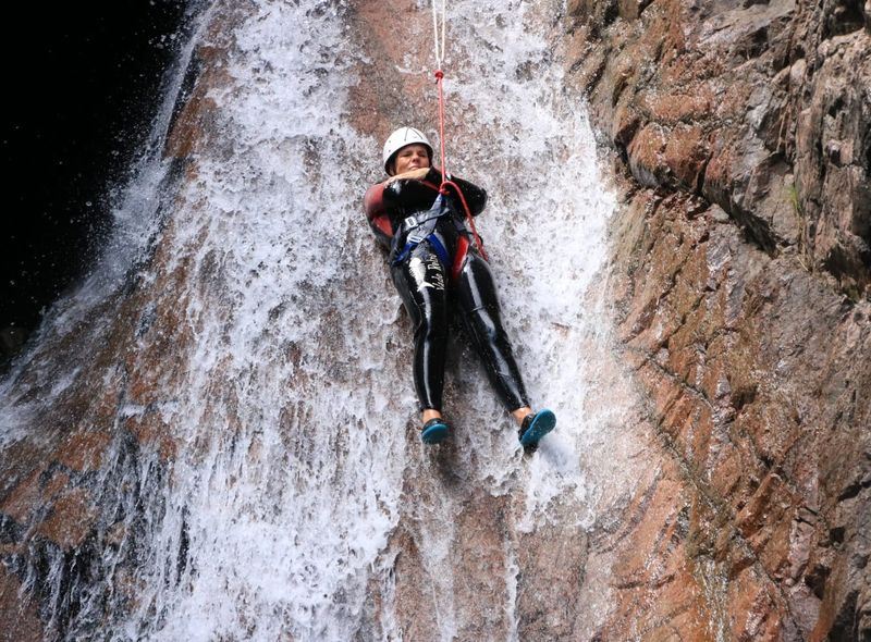 Groepsreis Frankrijk, Zwitserland en Duitsland - Canyoning