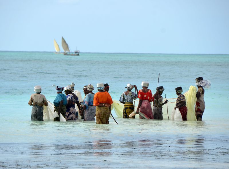 Tanzania &amp; Zanzibar 26-30