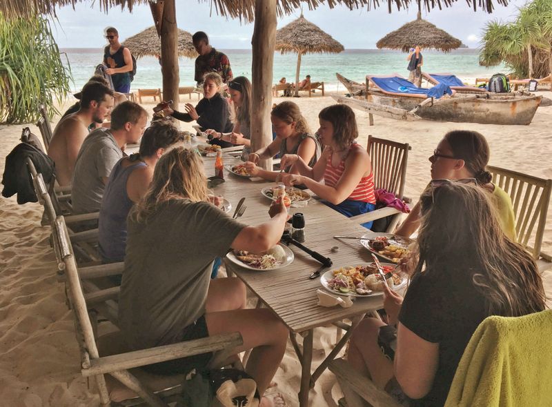 Tanzania &amp; Zanzibar 26-30