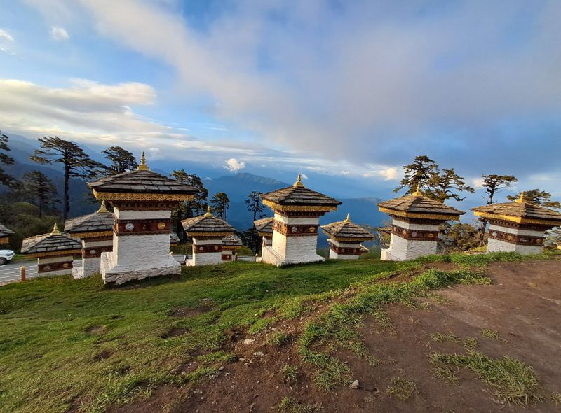 Bhutan - Maya