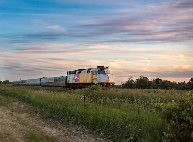Trein langs de grote steden van Oost-Canada
