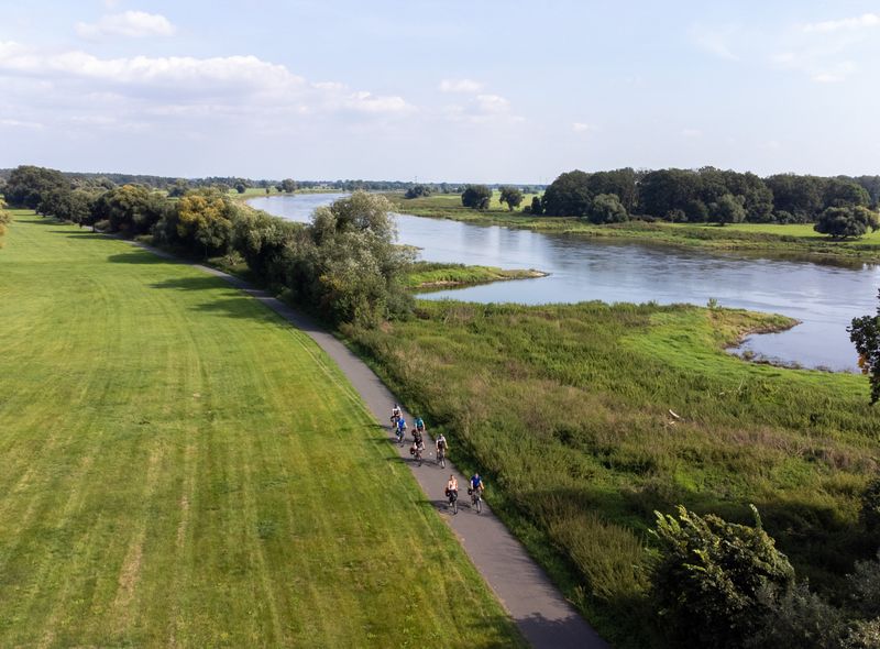 Wijngaarden langs de Elbe - Fietsvakantie Dresden naar Berlijn