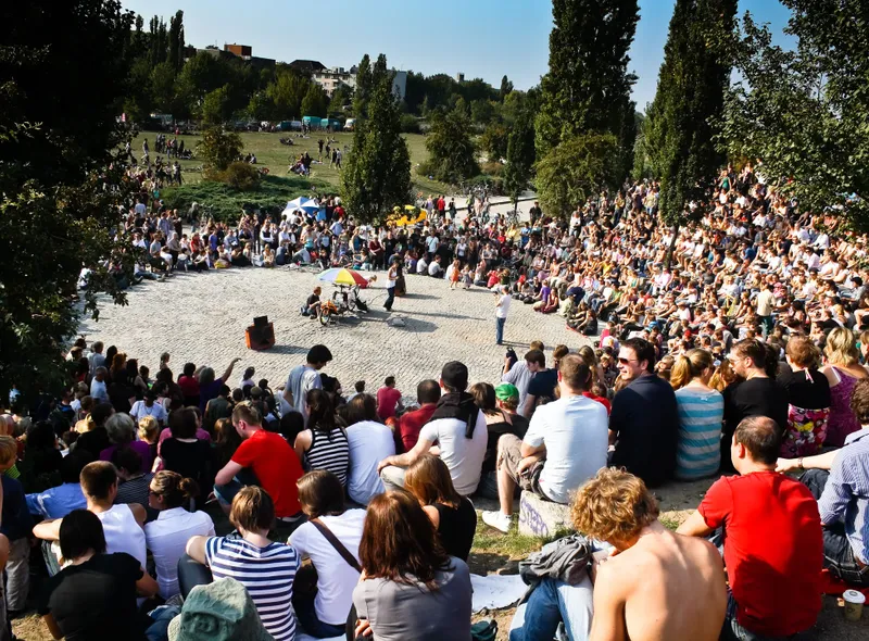 Berlin Bearpit Mauerpark Berlin