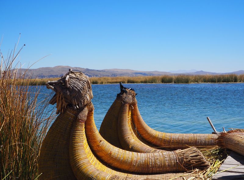 uros eilanden titicacameer