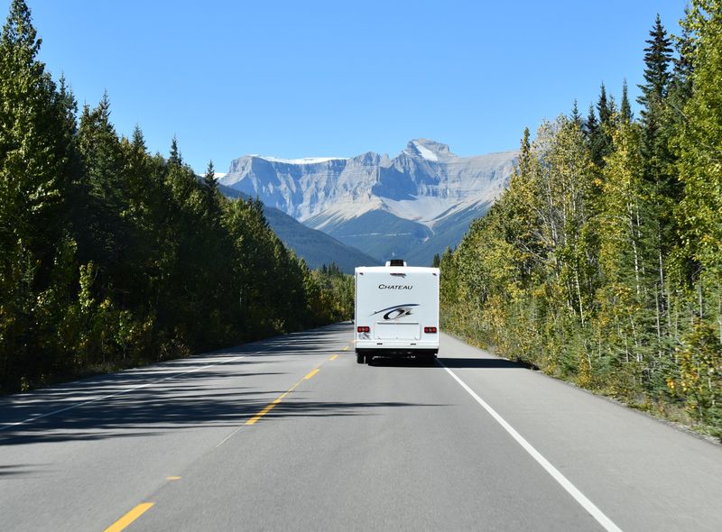 roadtrip rockies camper