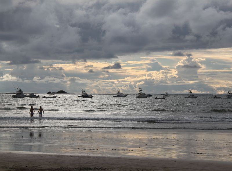 Tamarindo coast