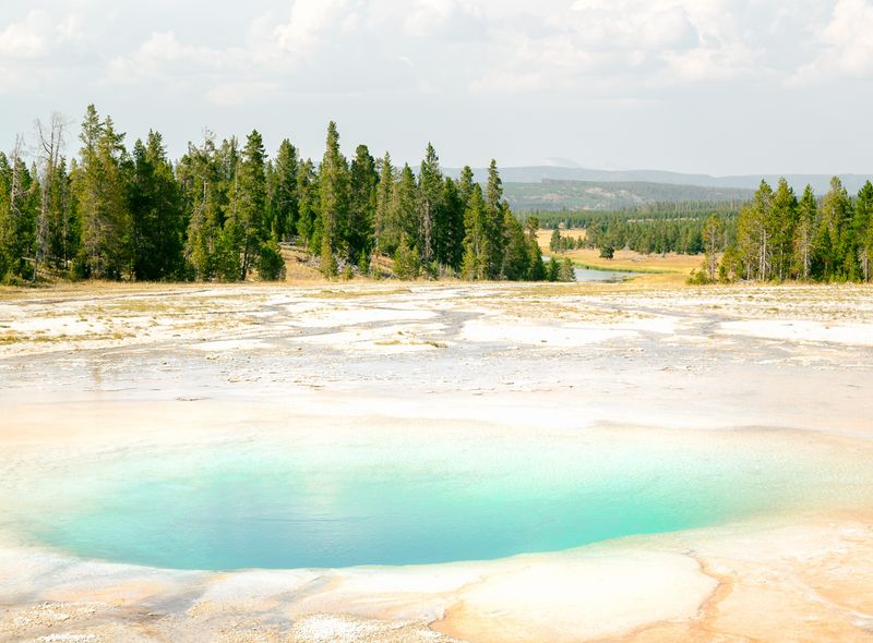 Opal Pool, Yellowstone National Park, Wyoming Roadtrip