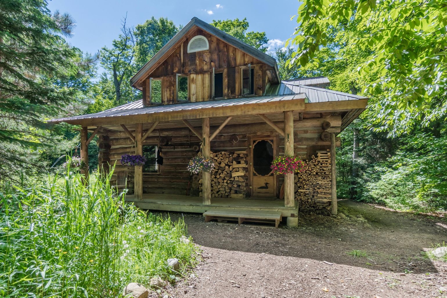 Algonquin Log Cabin
