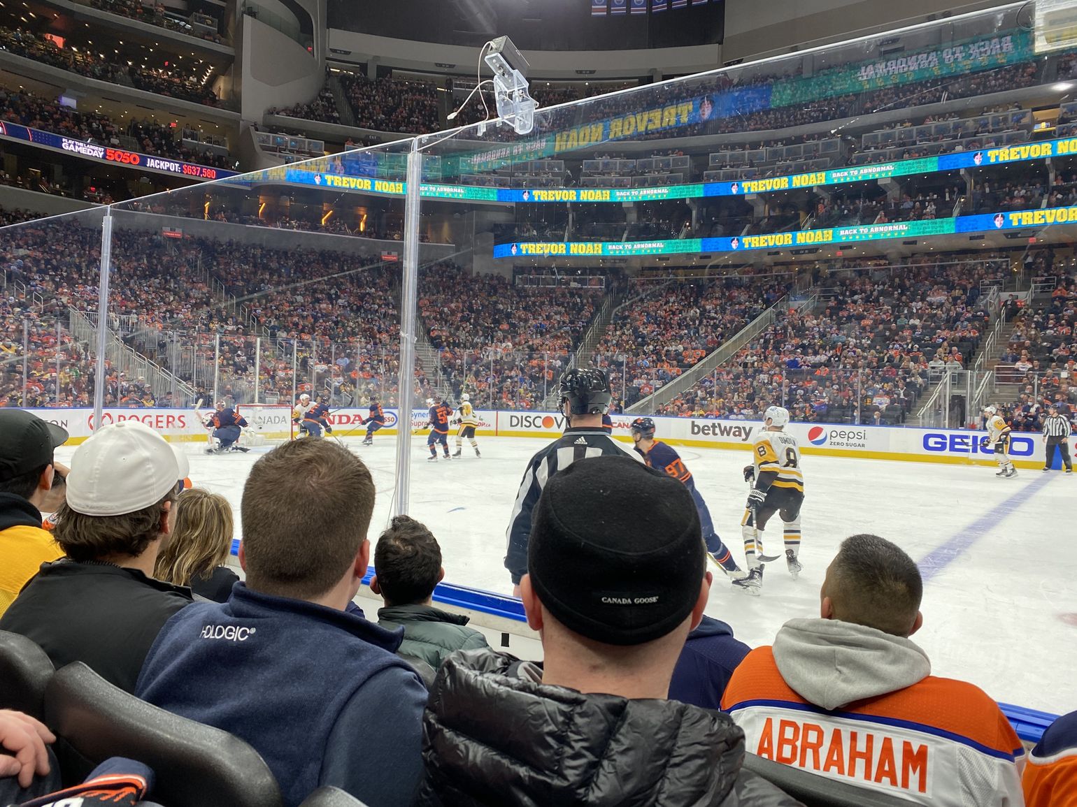 Een wedstrijd van de Edmonton Oilers