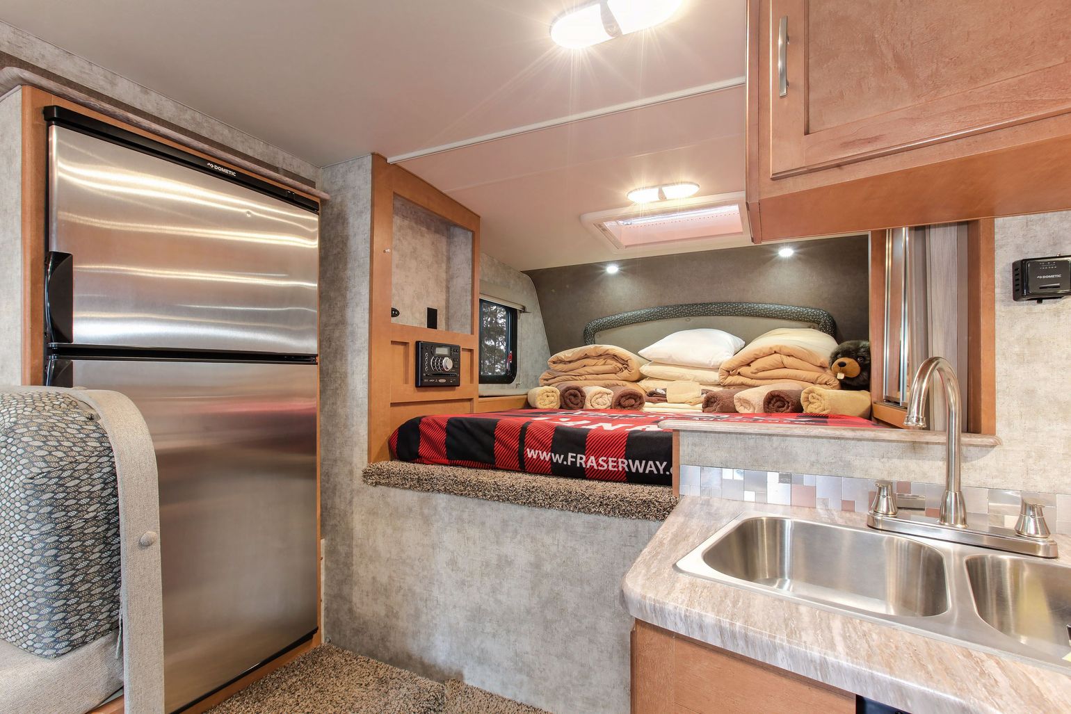 Fraserway Truck Camper Slide Dinette