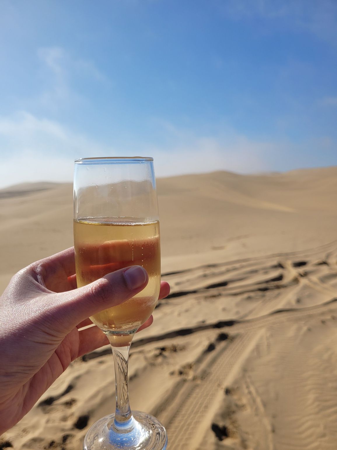 cava in de woestijn