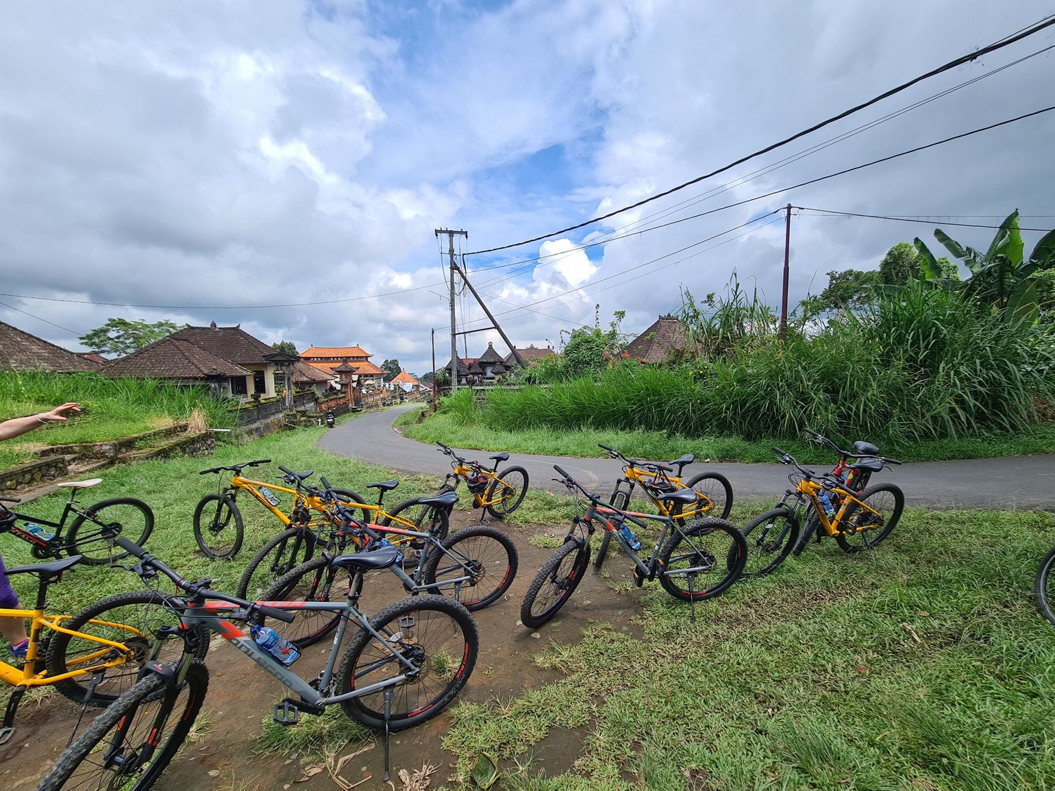 Downhill mountainbiken in Bali